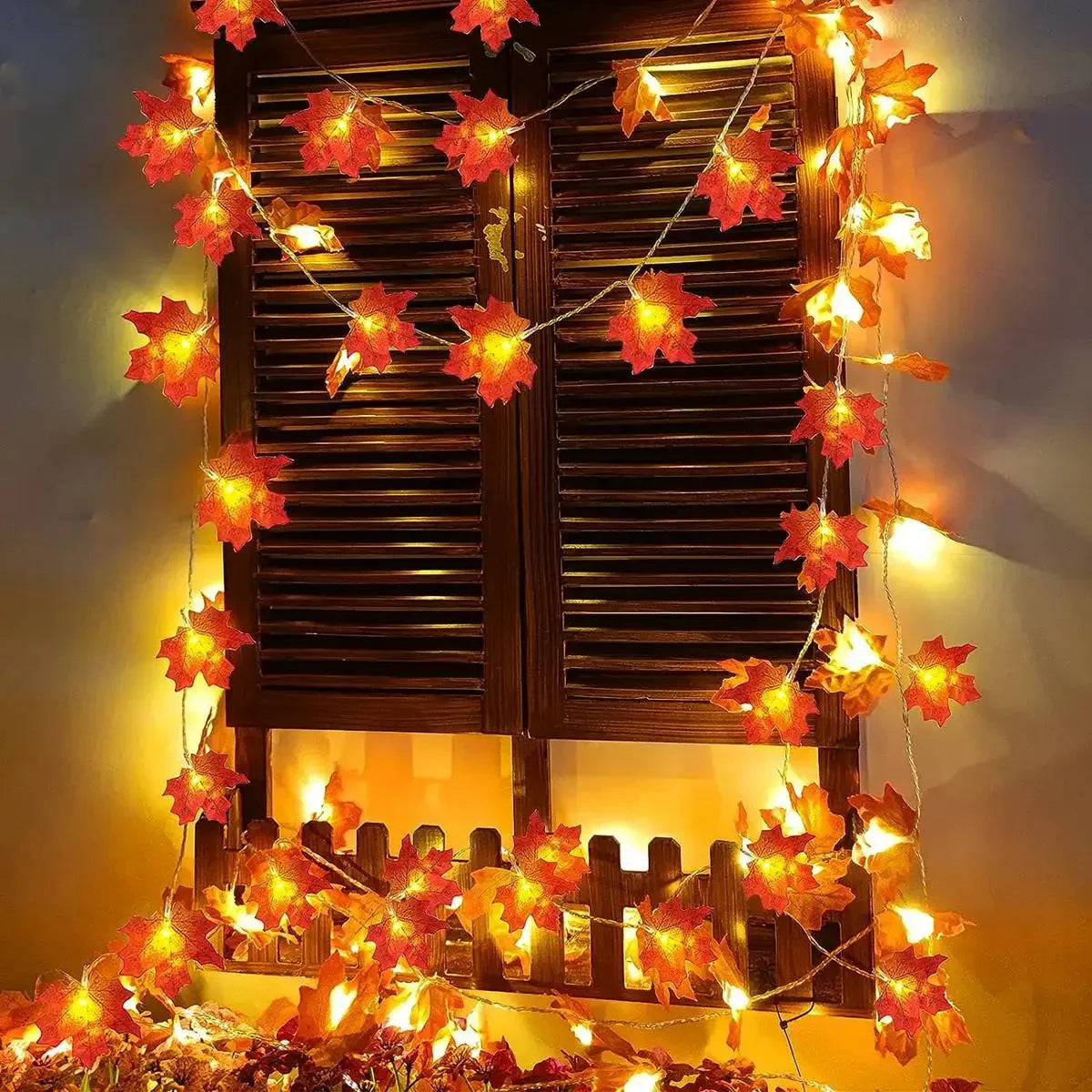 Maple Leaf LED String Lights – Battery or USB, Waterproof